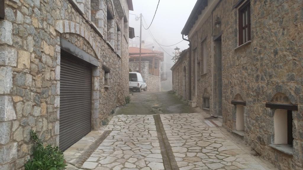 Dio Studios Αράχωβα Εξωτερικό φωτογραφία